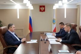 Губернатор Роман Бусаргин встретился с заместителем Министра сельского хозяйства Российской Федерации Максимом Увайдовым.