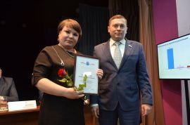  Ведущий методист РДК Антонина Бондаренко удостоена Благодарности губернатора Саратовской области.