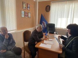 Депутат Госдумы Виктор Кидяев провёл личный приём петровчан