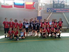 В Петровске прошло Открытое первенство Спортивной школы по волейболу, посвященное Дню защиты детей