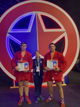 Петровские самбисты стали серебряными призерами Международного фестиваля по борьбе самбо